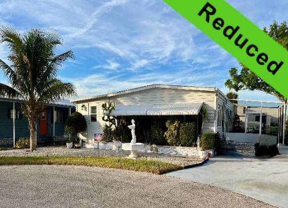 Venice, FL Mobile Home for Sale located at 985 Antigua Bay Indies